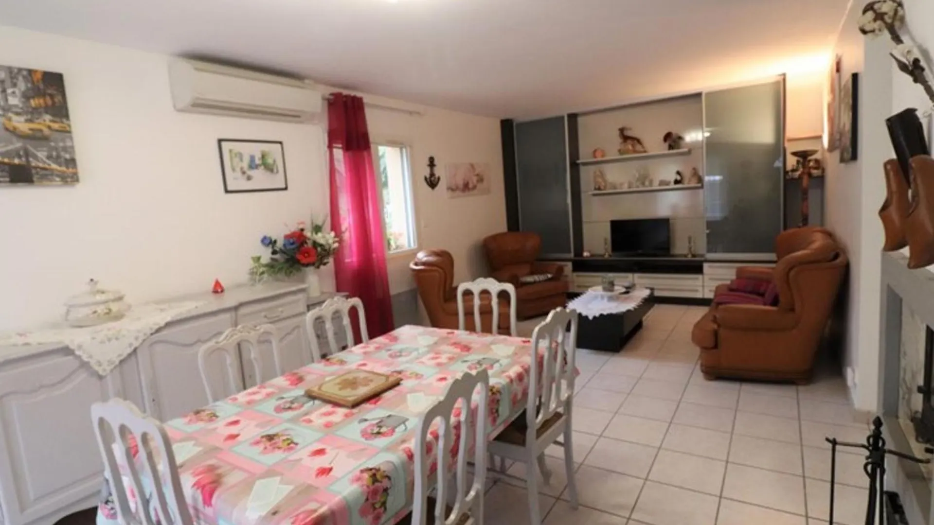 Дом отдыха Gite Au Bord Du Lac De Saint-Etienne Cantales Avec Piscine, Jardin Clos Et Acces Activites Nautiques. - Fr-1-742-255