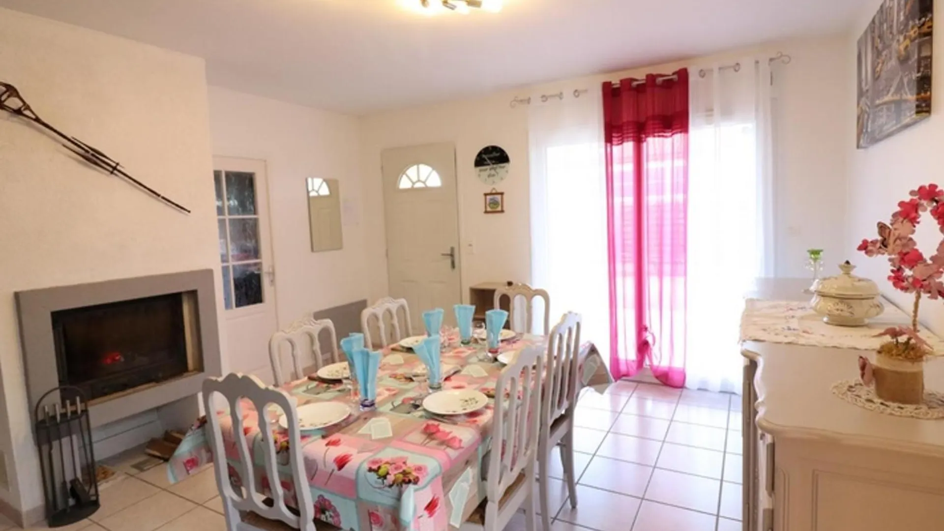 Gite Au Bord Du Lac De Saint-Etienne Cantales Avec Piscine, Jardin Clos Et Acces Activites Nautiques. - Fr-1-742-255 Holiday home Saint-Gerons